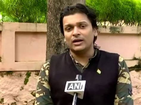 Sabarimala temple violence: Police arrests activist Rahul Easwar - Oneindia News