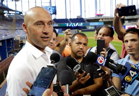 Derek Jeter says he's forgoing salary during pandemic | Inquirer Sports