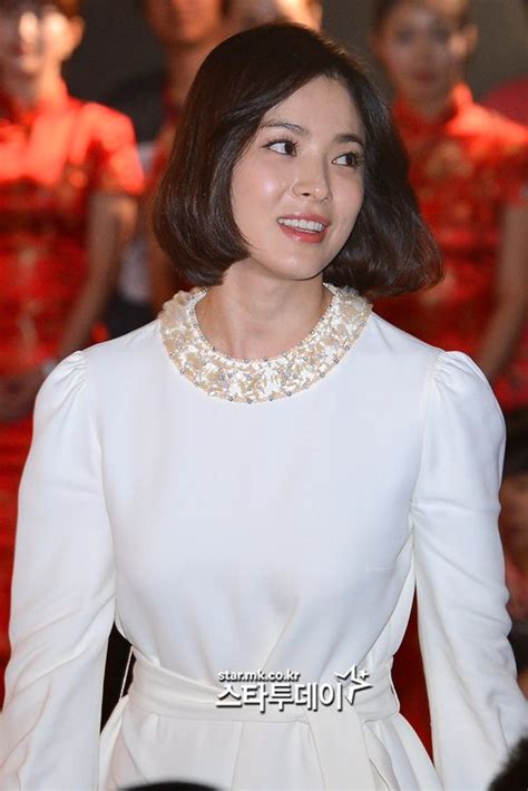 Song Hye-kyo cuts off hair but beauty remains @ HanCinema :: The Korean Movie and Drama Database