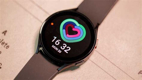 Samsung Galaxy Watch 4 Review: Best Smartwatch for Android - Tech Advisor