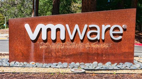 Vier neue Divisions: Broadcom saugt VMware ein - computerwoche.de