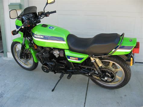 Fast and Green: 1983 Kawasaki KZ1000R Eddie Lawson Replica – Classic ...