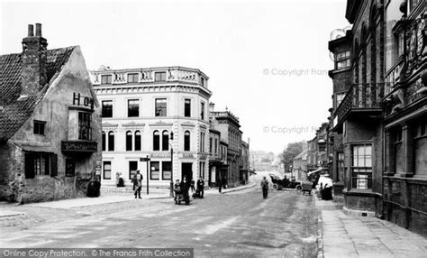 Photo of Tadcaster, Bridge Street 1907 - Francis Frith