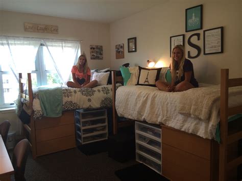 Organized and spacious dorm room. Tcu Sherley hall | Dorm layout, Dorm ...