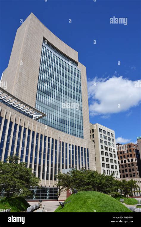 Hennepin county courthouse hi-res stock photography and images - Alamy