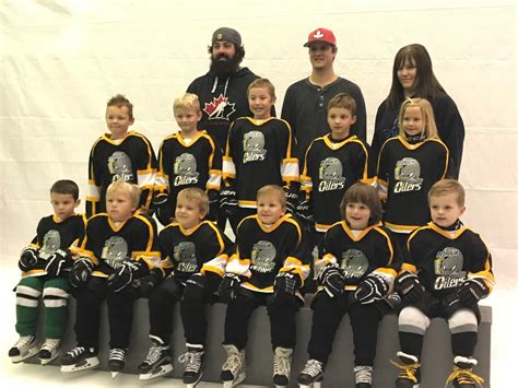 2017-2018 > U7 > IP Mite #1 Black > Roster (Petrolia Minor Hockey)