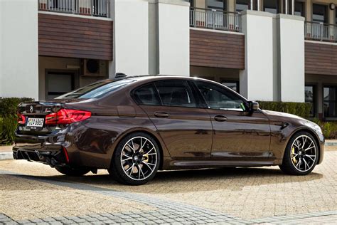 This BMW M5 Competition looks stunning in Macadamia Metallic Individual