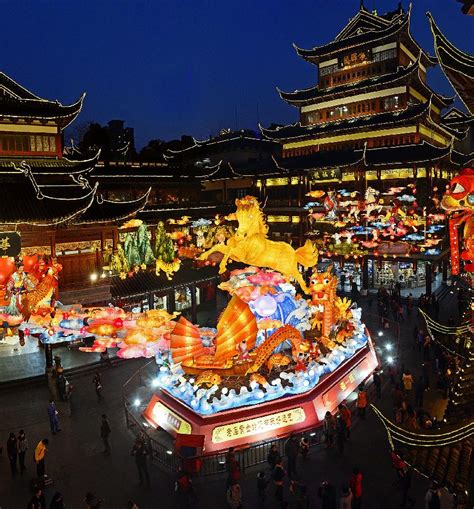 yu garden shanghai lantern festival - Karina Weatherford