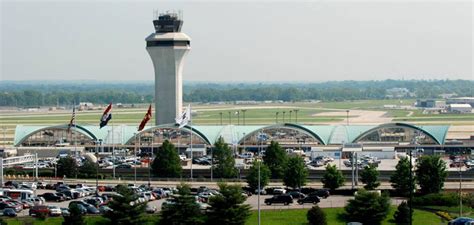 St. Louis Lambert International Airport [STL] - 2020 Terminal Guide