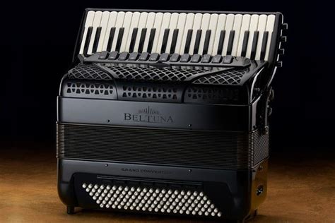 Best Italian Accordion Brands: Italy's Top Manufacturers