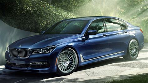 Why You Should Buy A BMW 7 Series