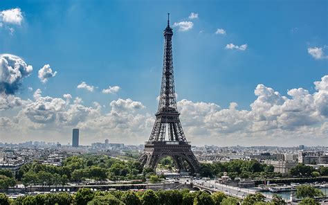 La tour Eiffel rouvre ses portes ! - Ville de Paris