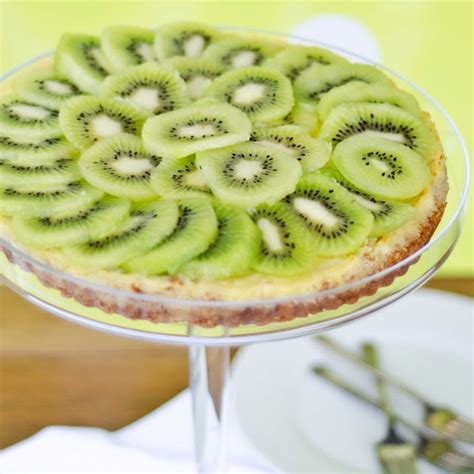 White Chocolate and Kiwi Tart — Bits of Sunshine