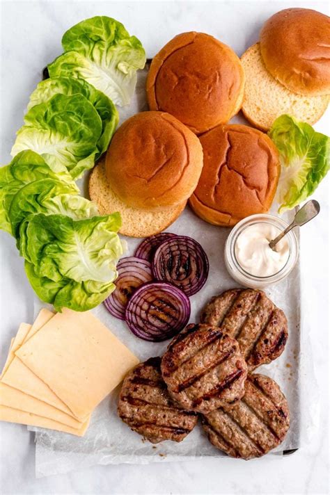 Best-Ever Grilled Turkey Burgers {Extra Juicy!} | PWWB