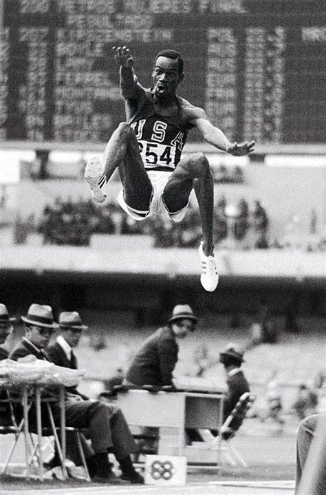 Bob Beamon 1968 | Long jump, Sports photos, Summer olympics