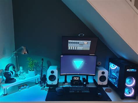 Finally setup my Battlestation. : r/battlestations