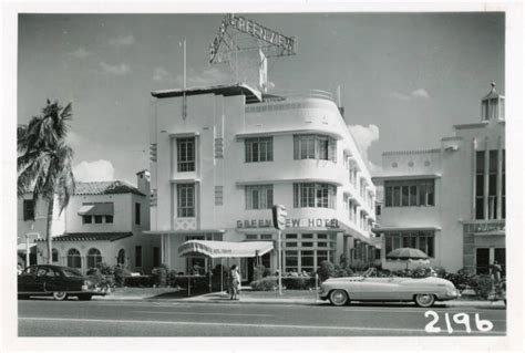 Greenview, Streamline Moderne, Ocean Drive, Miami Beach, Avenue, Washington, Street View ...