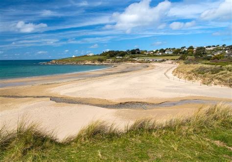 15 Best Beaches in Cornwall, England - Goats On The Road