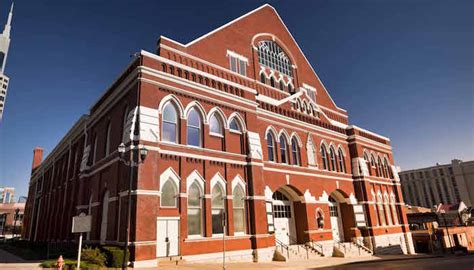 Ryman Auditorium -> Nashville Attractions | Nashville.com