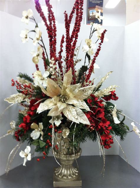 The Reason Why Everyone Love Christmas Flower Arrangements Ideas ...