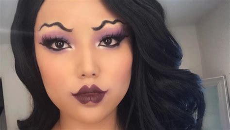 Squiggly eyebrows are the latest bizarre beauty trend