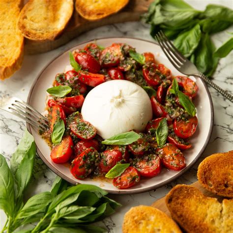 Tomato Burrata Salad | Don't Go Bacon My Heart