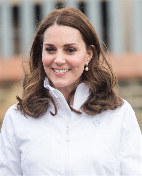 Kate Middleton Wearing Pearl Earrings | POPSUGAR Fashion Photo 3