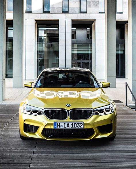 BMW F90 M5 in BMW Individual Special Paint Austin Yellow metallic | Bmw ...