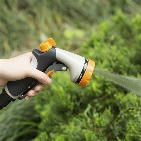 The Benefits Of A Low Flow Hose Nozzle | GardeningLeave