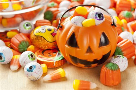 10 Most Loved And Hated Halloween Candies