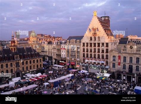 Braderie, street market on Grand Place, Lille, Nord department Stock ...