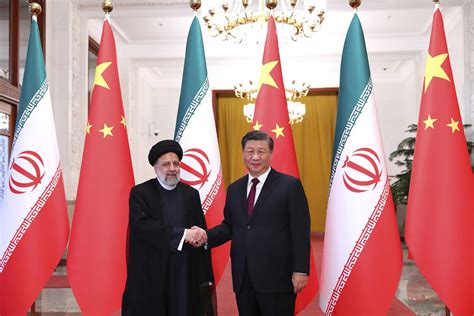 China's Xi expresses support for Iran amid Western pressure - Los ...