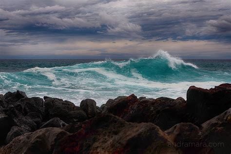 Pacific ocean during a hurricane watch - andramara.com