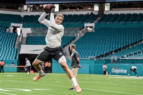 Dolphins' Kenny Stills says rookie Mike Gesicki has Jimmy Graham ...