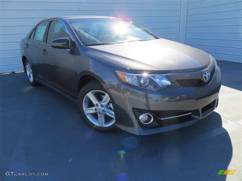 2014 Magnetic Gray Metallic Toyota Camry SE #89459005 | GTCarLot.com - Car Color Galleries