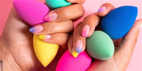 These Makeup Sponges Are the Trick to Flawless Foundation