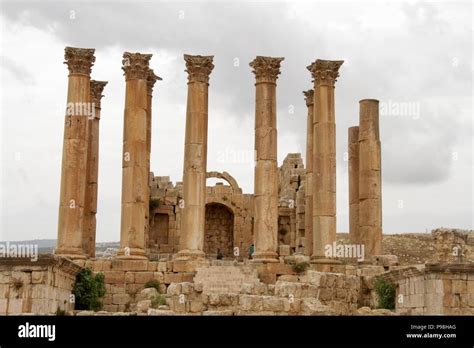 Temple of Artemis, Jerash Stock Photo - Alamy