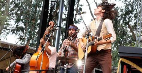 Americana Bands | List of Best Americana Artists/Groups of All Time