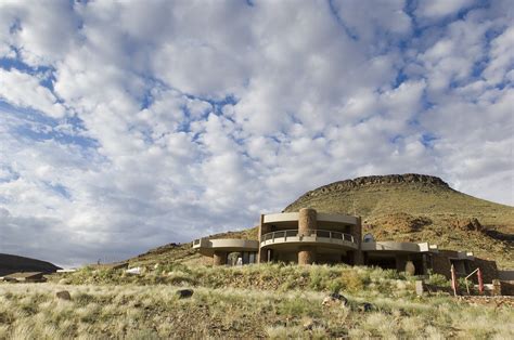 andBeyond Sossusvlei Desert Lodge