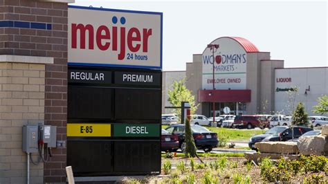 Meijer opens Wauwatosa, Oak Creek stores - Milwaukee - Milwaukee ...