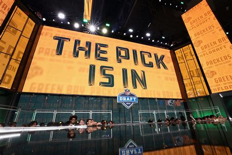 What is the Packers' current 2023 draft pick entering Week 15?