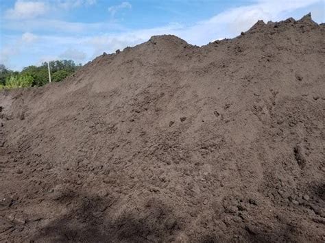 Organic Topsoil Near Me, Bulk Topsoil Delivery Near Me - New Port ...