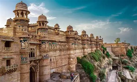 Book 8 Days Madhya Pradesh Heritage Tour Package