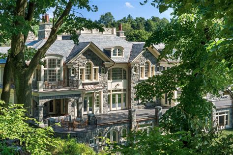 A Historic Georgian-Style Mansion in Upstate NY Is for Sale for $13M