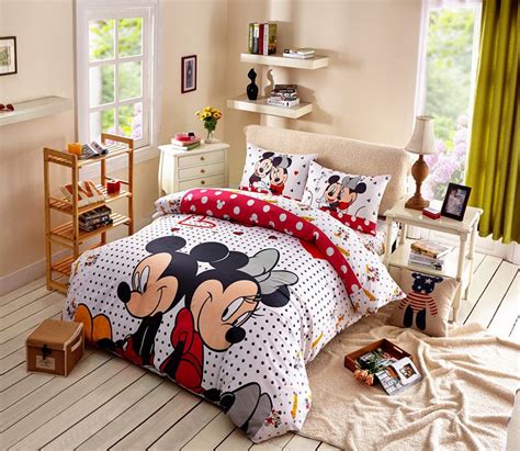 Mickey & Minnie Mouse Polka Dot Bedding Set