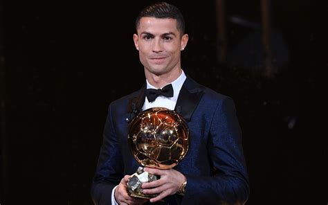 Ballon d'Or 2017: Cristiano Ronaldo Lifts The Trophy