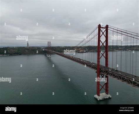 An aerial view of the Golden Gate Bridge Stock Photo - Alamy