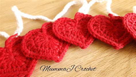 How To Crochet A Heart Applique – MummaJ Crochet