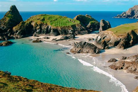 11 Gorgeous Places To Visit On The Coast Of Cornwall, England - Hand Luggage Only - Travel, Food ...