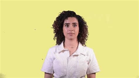 Ananya Kolvankar GIFs - Get the best GIF on GIPHY